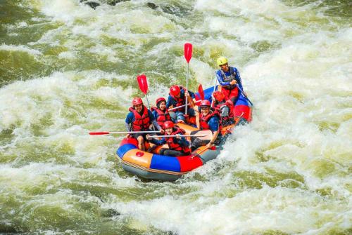 Rafting Serayu (The Pikas Banjarnegara) (1000) (1)_5_11zon